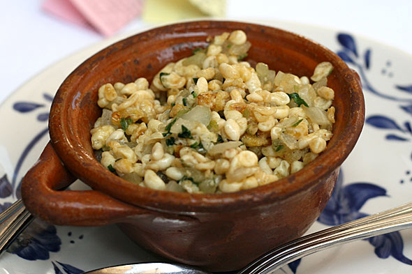 Ant larvae harvested from the roots of the agave plant, these are considered to be a delicacy in Mexico. In fact, they are sometimes even referred to as “insect caviar” . It is said that they taste like butter but slightly nutty.